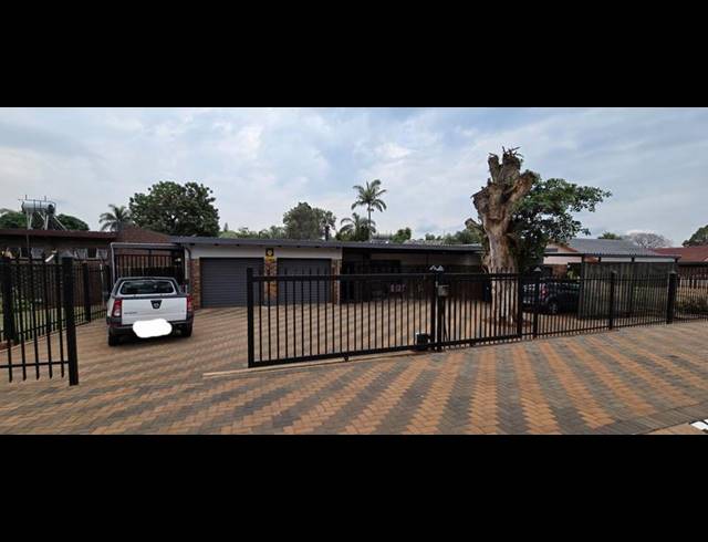 4 BEDROOM HOUSE FOR SALE IN DORANDIA